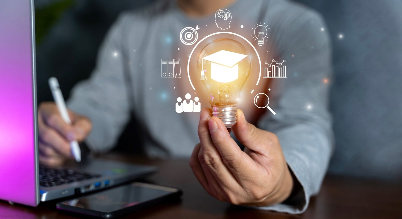 📱 5 Best Tech Tools Every Student Should Use in 2025